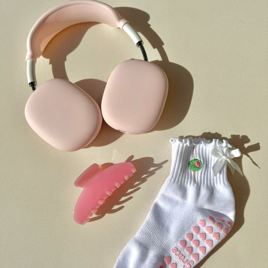 White ruffle grip socks