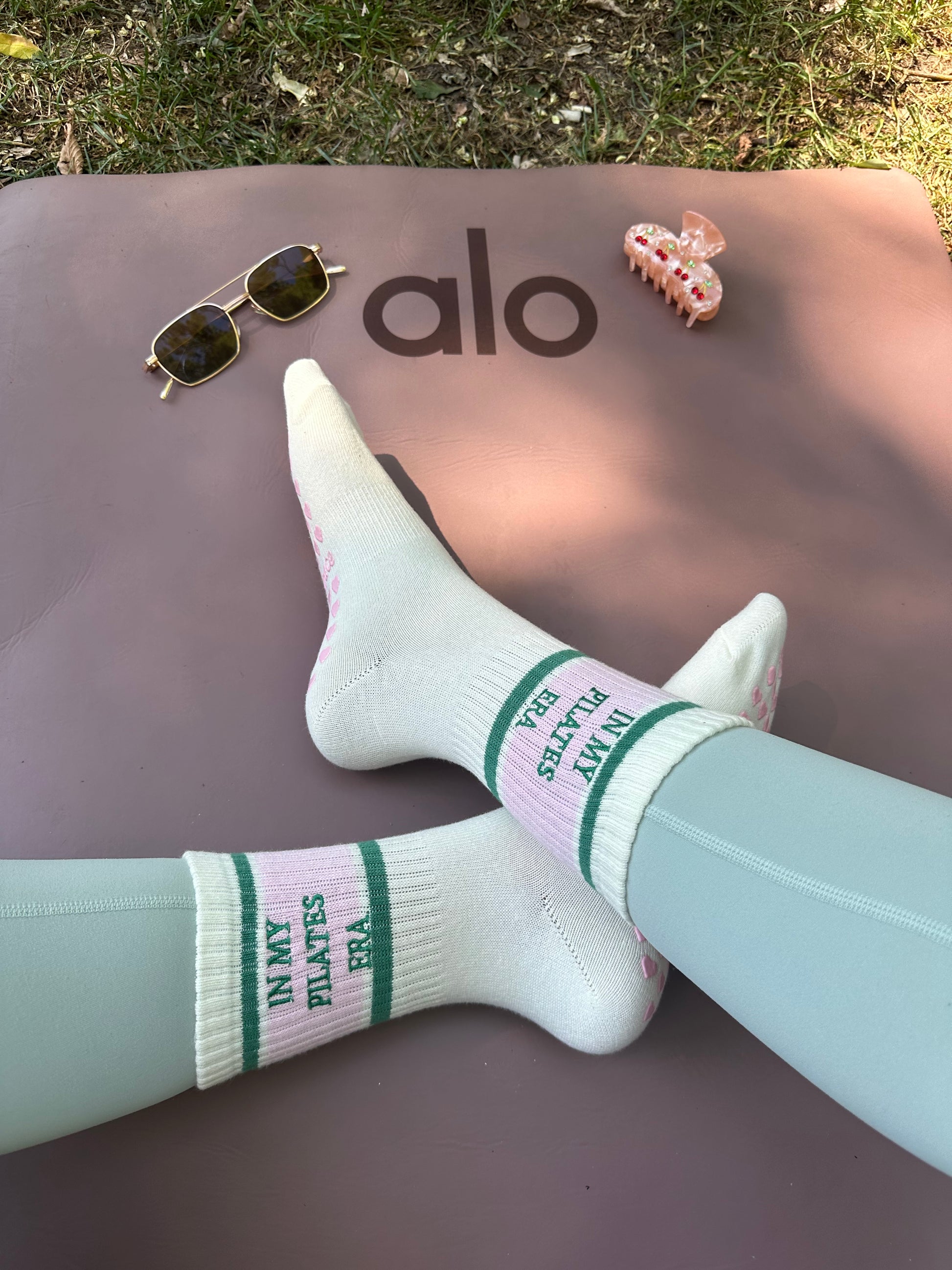 Pink green non-slip socks