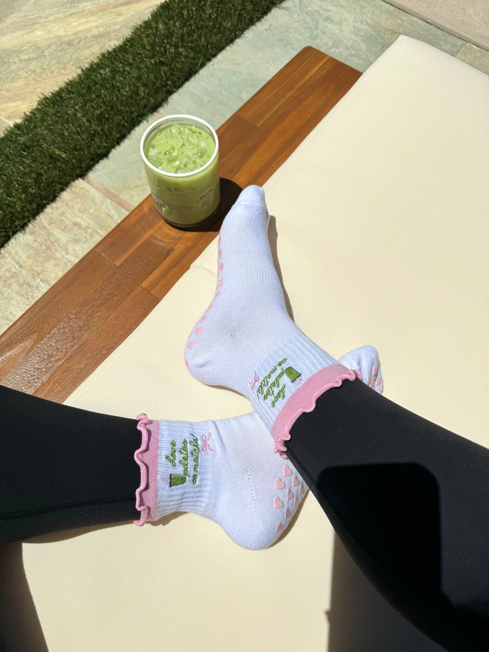 Ruffled pink matcha socks
