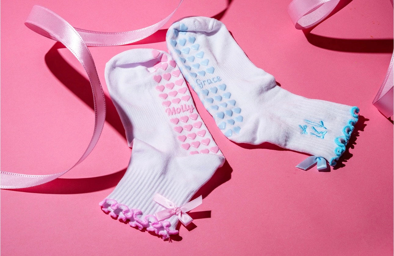 Light blue pink grips