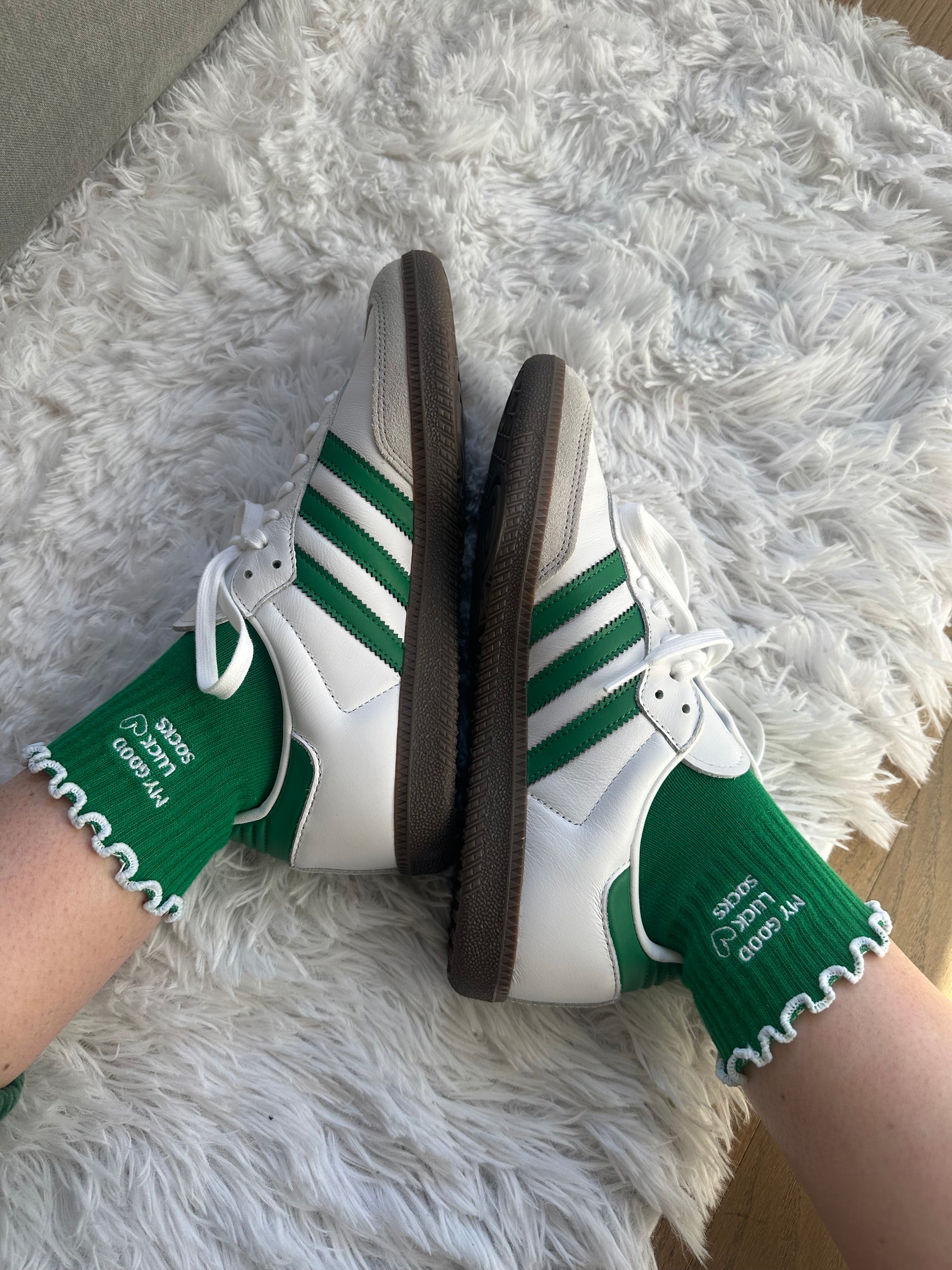 Green white yoga grips