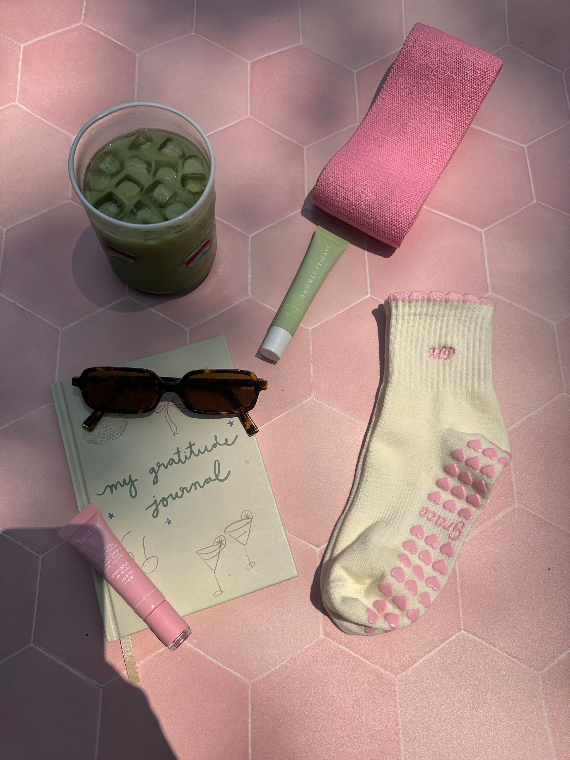 Light pink ruffle socks