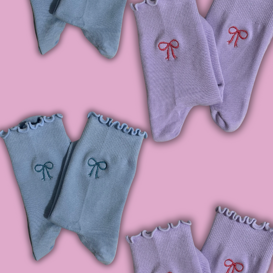 Elegant ruffle bow grips